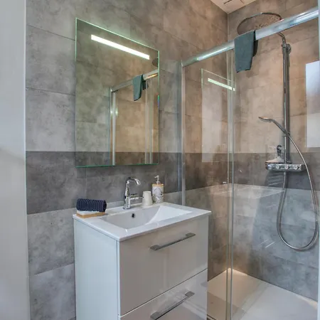 O'myosotis - 400m Centre Historique - Parking Gratuit - Piscine Et Jardin Bed & Breakfast